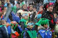 Le carnaval des enfants  : Quinco'Folie. Le jeudi 8 mars 2012 à Beauvais. Oise. 